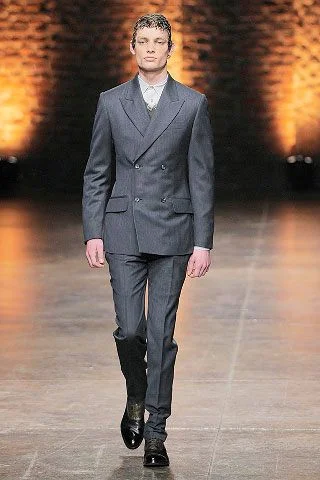 Look 3